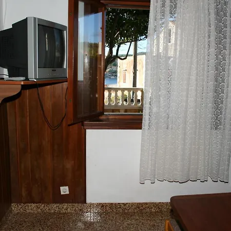 Гостевой дом And By The Sea Sumartin, Brac - 2949