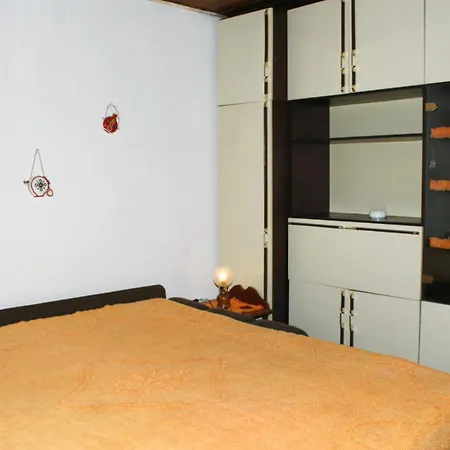 And By The Sea Sumartin, Brac - 2949 Гостевой дом 3*